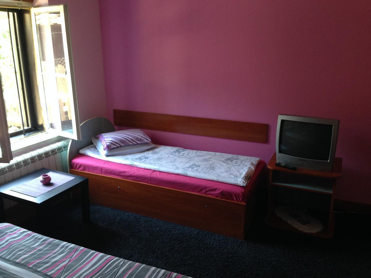 Hotel Bilyana Lovech Exterior photo